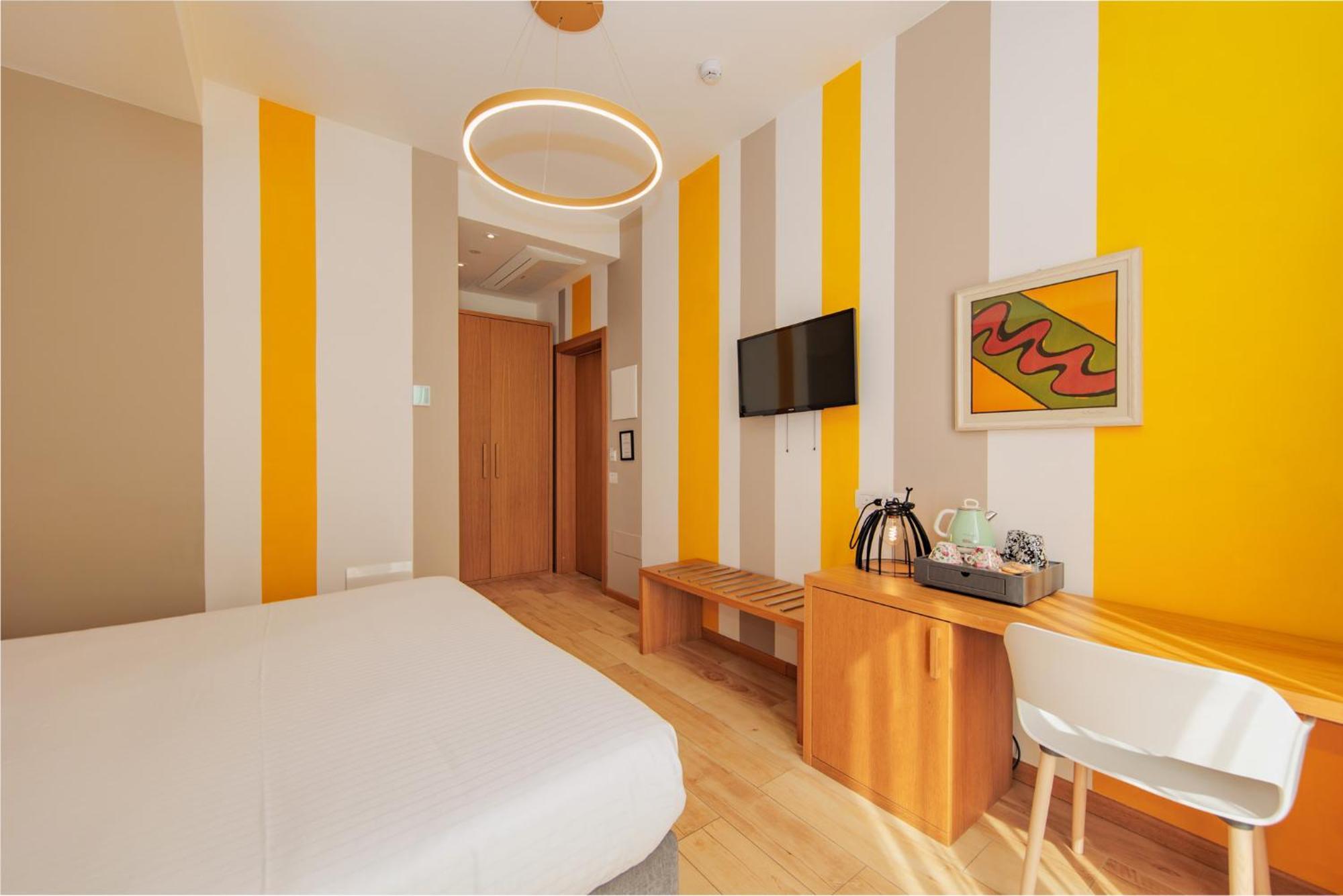 Ophelia Hotel Cazzago San Martino ภายนอก รูปภาพ