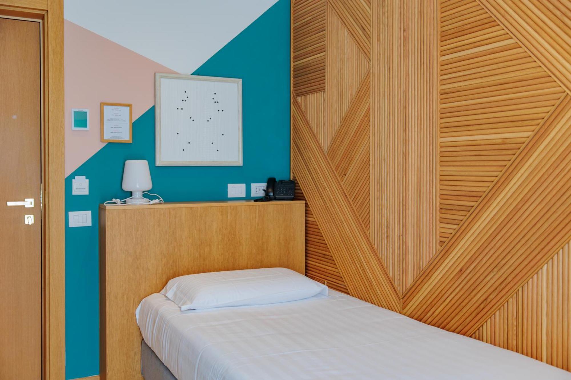 Ophelia Hotel Cazzago San Martino ภายนอก รูปภาพ