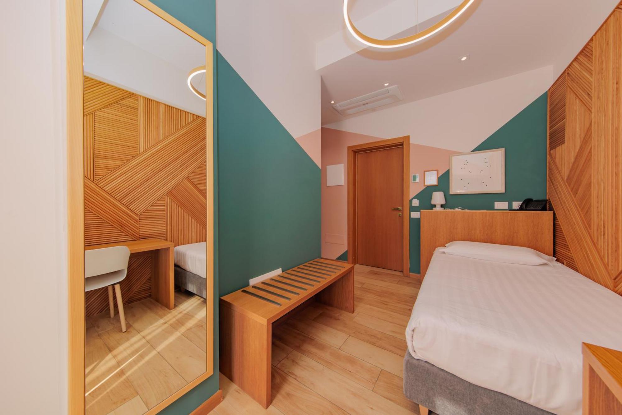 Ophelia Hotel Cazzago San Martino ภายนอก รูปภาพ